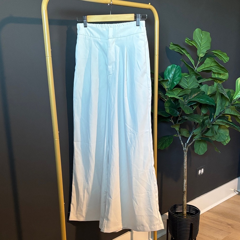 Women’s cream wide leg trouser pants